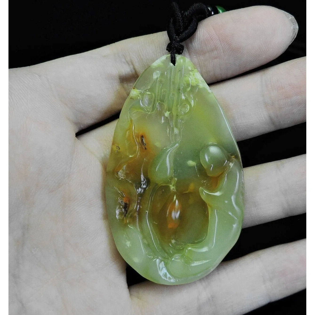 100% Natural Hand-Carved Jade Pendant Jadeite Necklace Buddha & Lotus