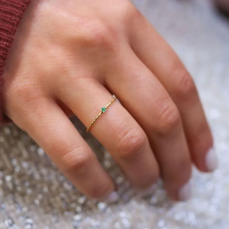 18k Tiny Twisted Emerald Ring