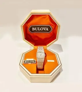 1970s BULOVA SILVER MESH METAL DRESS WATCH