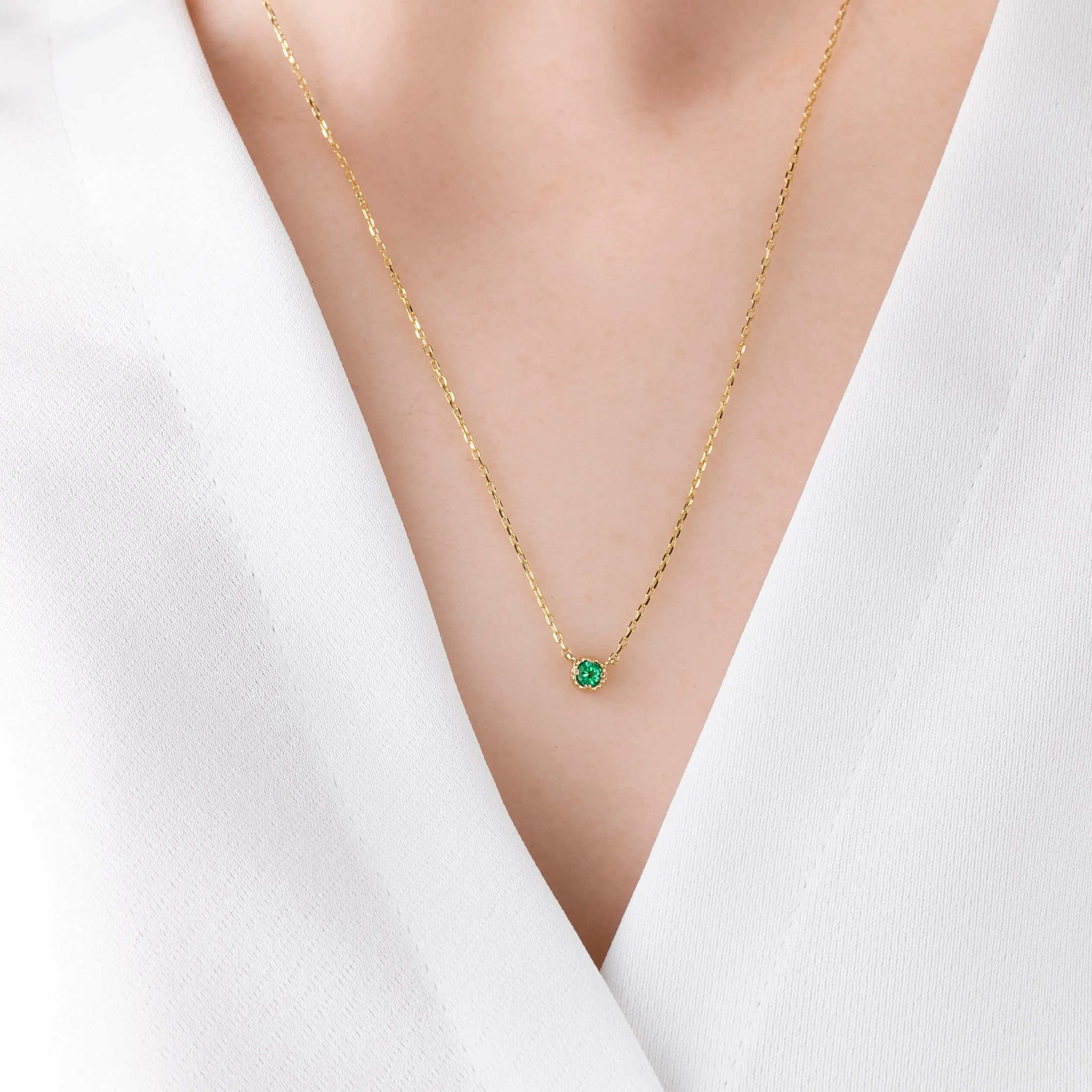 Dahlia Emerald Solitaire Necklace