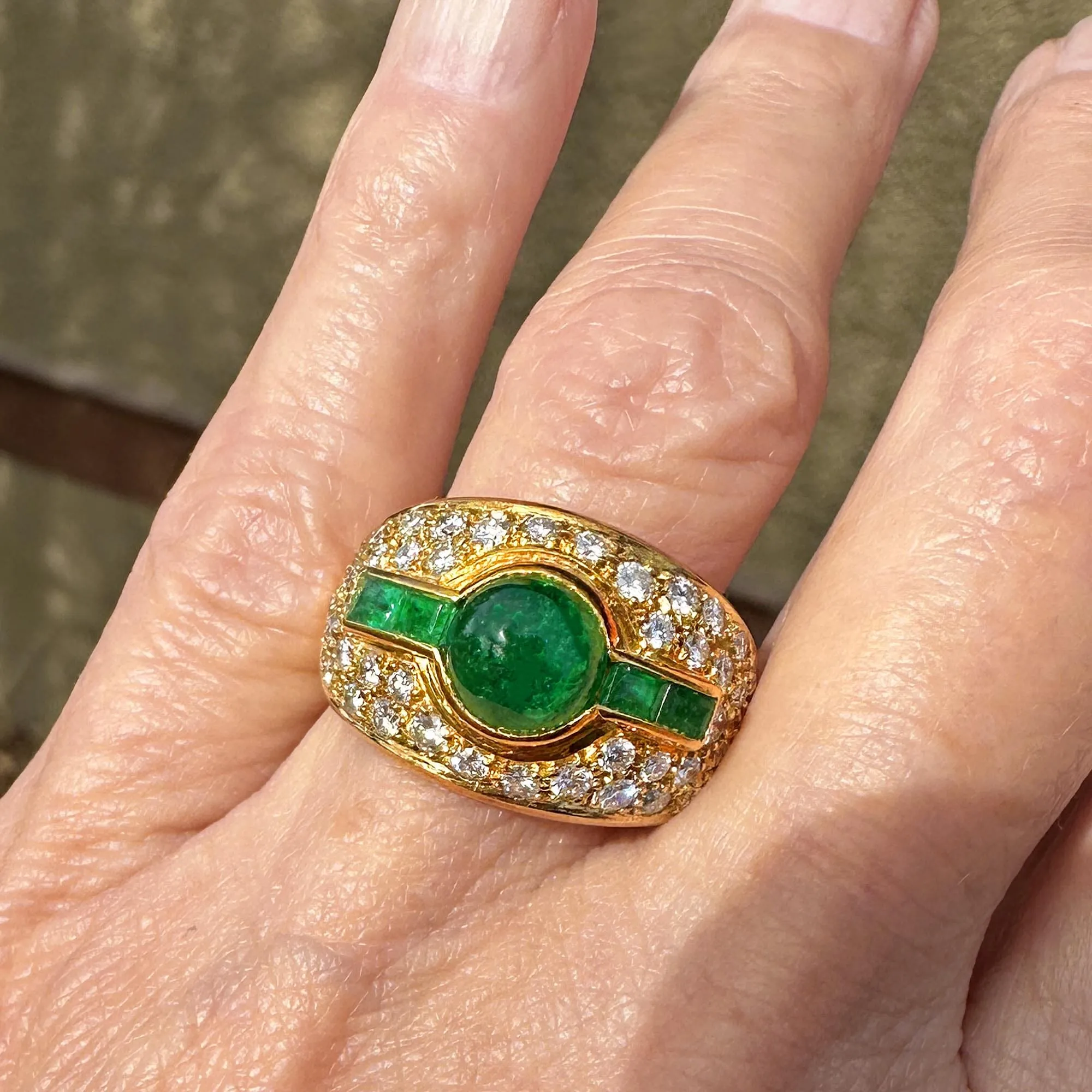 Diamond Cluster Columbian Emerald Dome Ring in 18K Gold