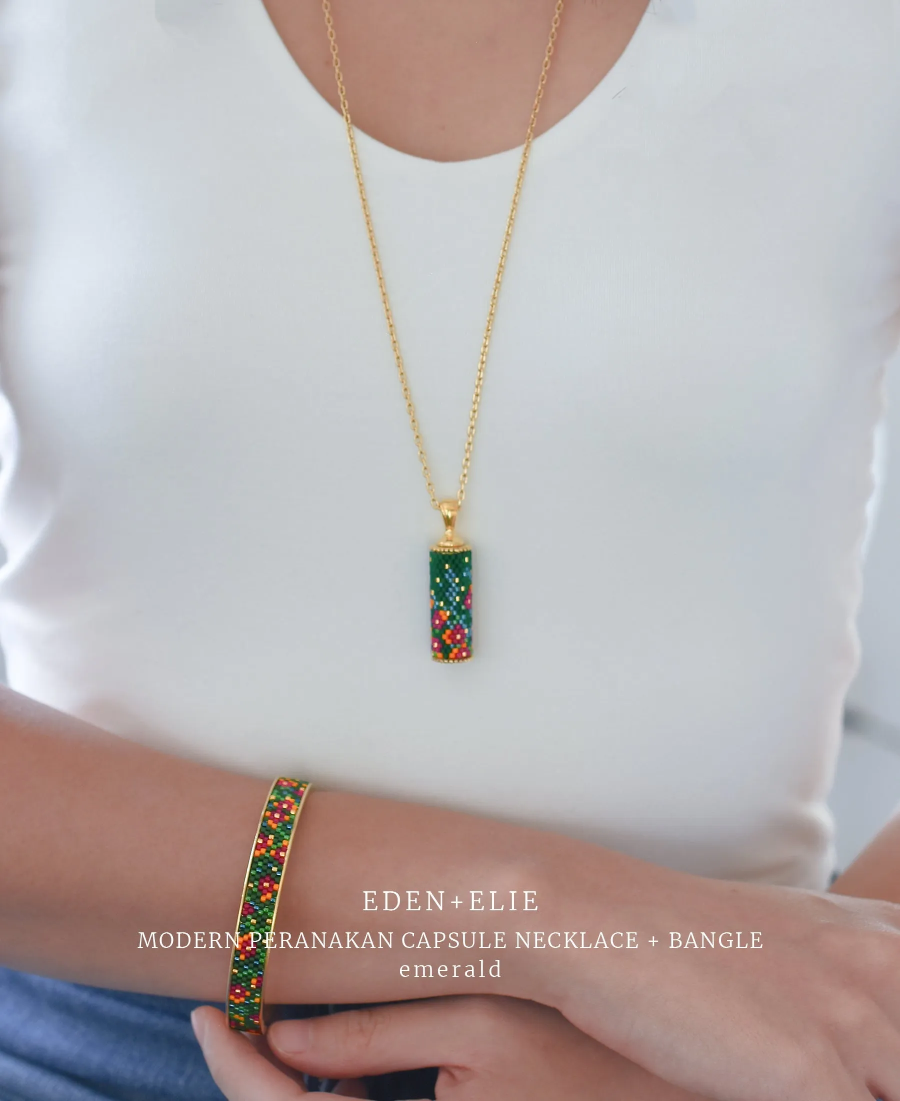 EDEN   ELIE Modern Peranakan capsule pendant necklace   bangle gift set - emerald