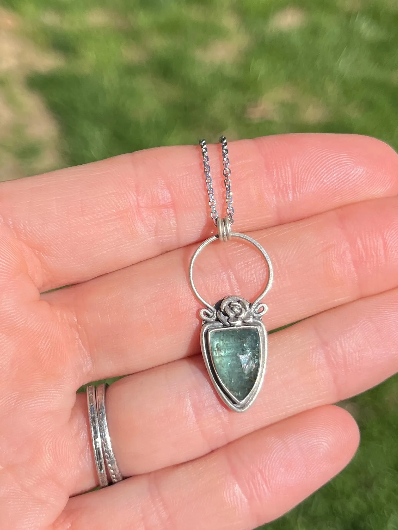 Emerald Kyanite Shield Flower Necklace ￼