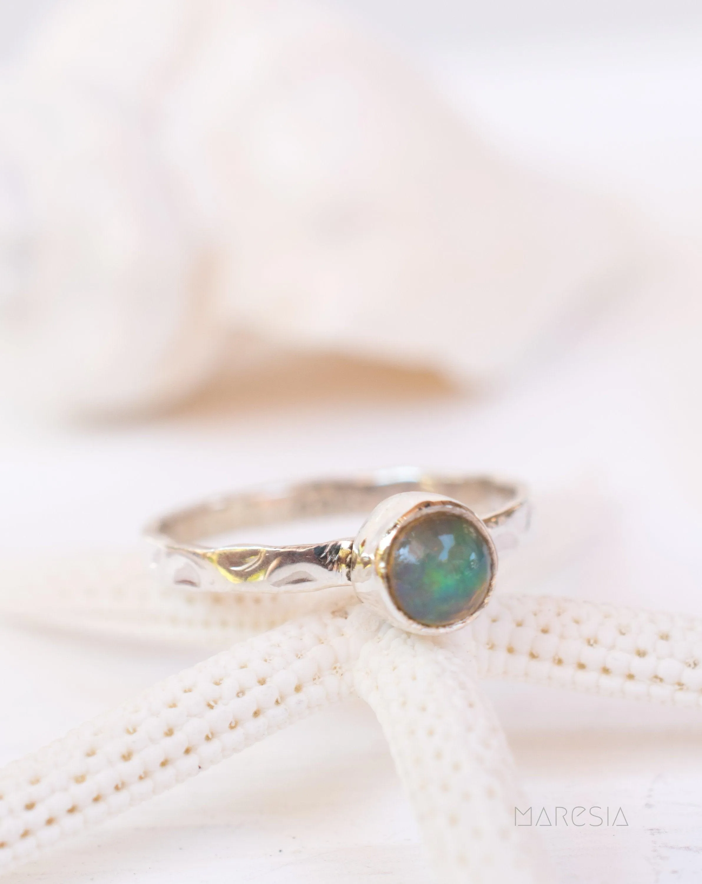 Ethiopian Opal Ring ~ Sterling Silver 925 ~ MR209