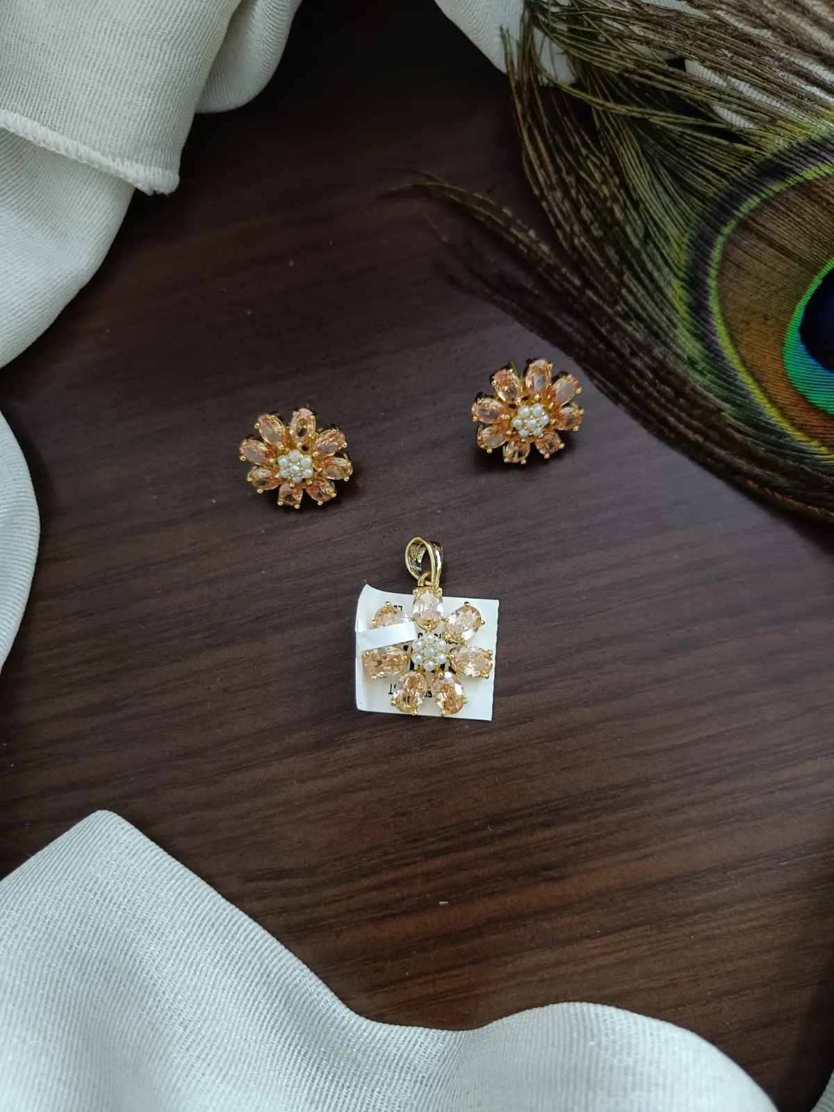 Floral Design Pendant Set with Zircon Stones