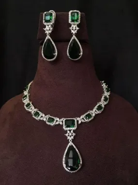 Glamorous Emerald Necklace