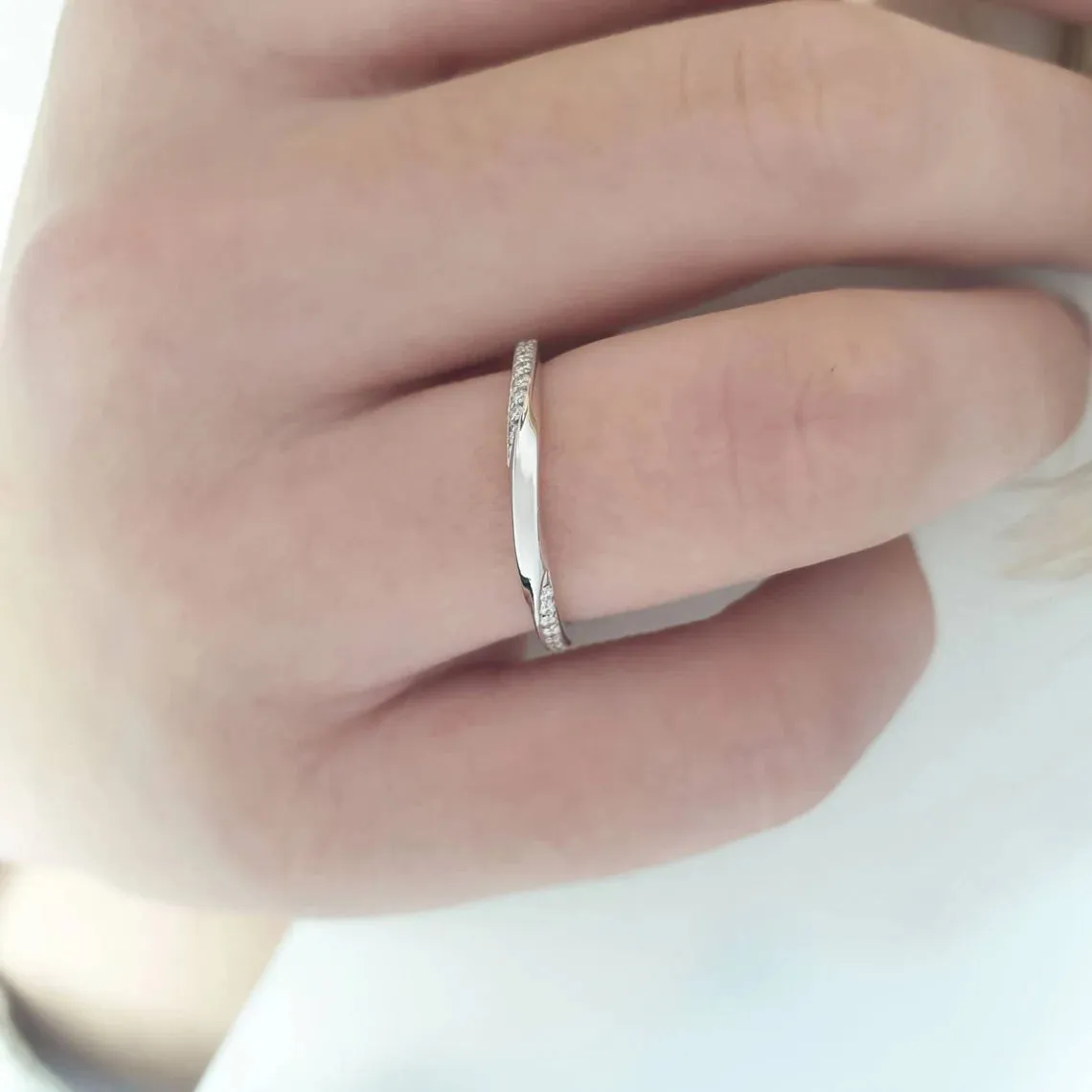 Half Eternity Mobius Ring