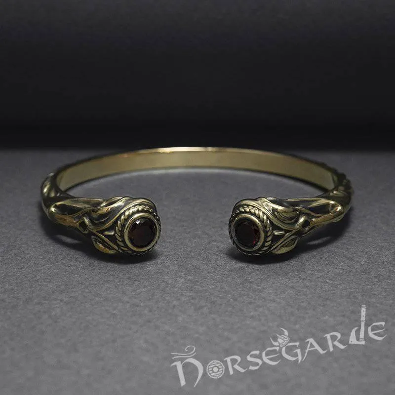 Handcrafted Gemmed Raven Skull Torc Bracelet - Bronze