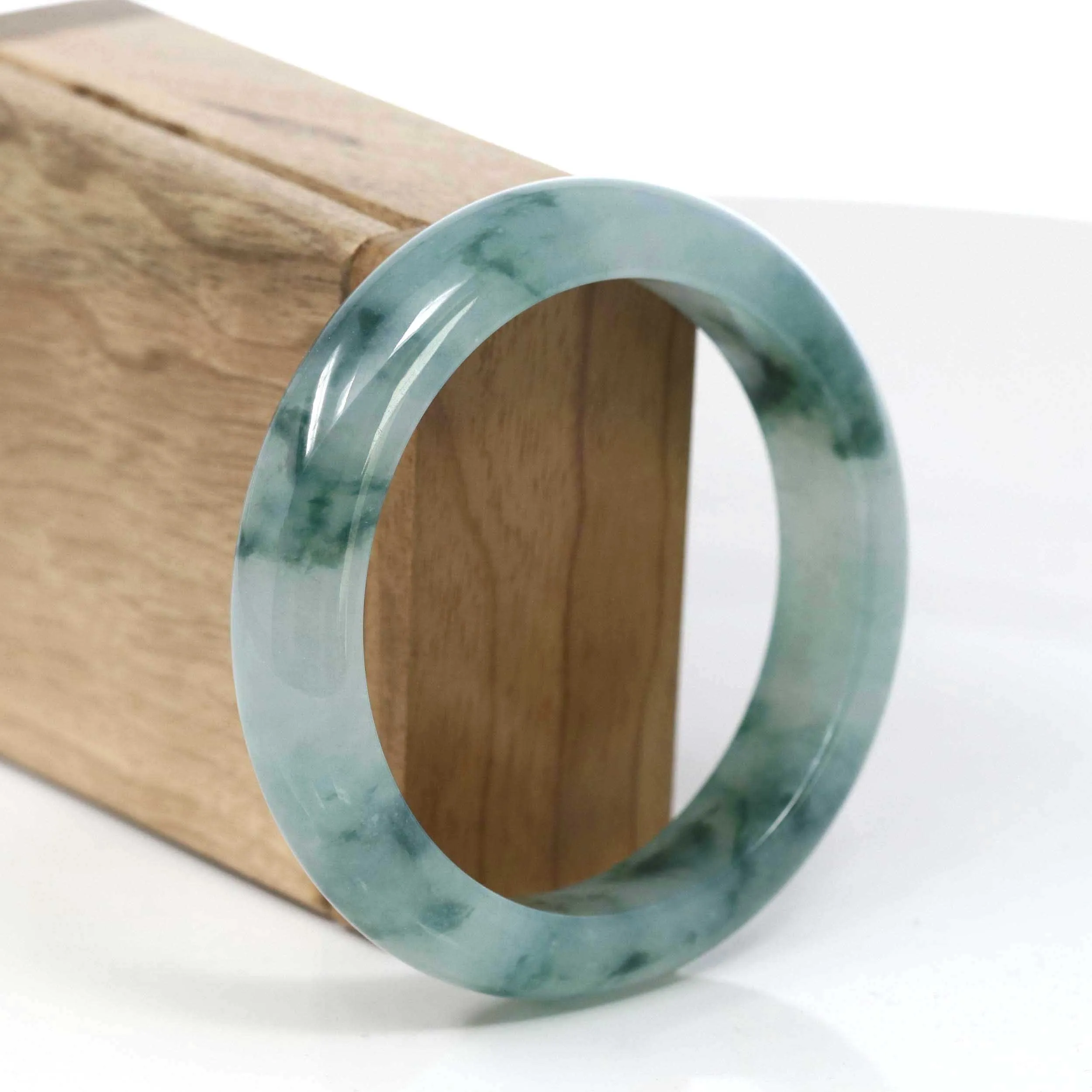 High-end Burmese Ice Blue-Green Jade Jadeite Bangle Bracelet (57.76mm) ( Collectibles )T091