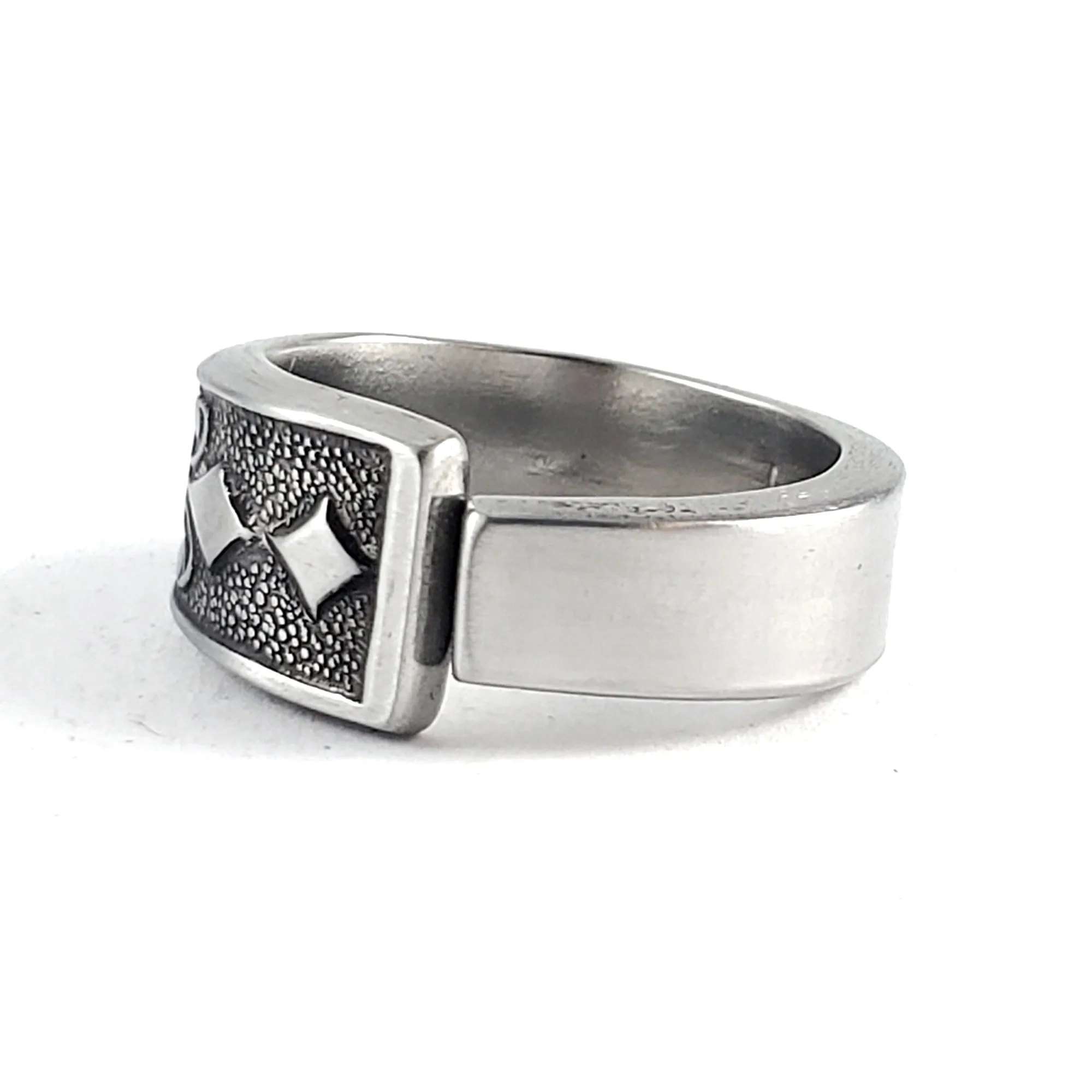 Interpur Cortina Stainless Steel Spoon Ring