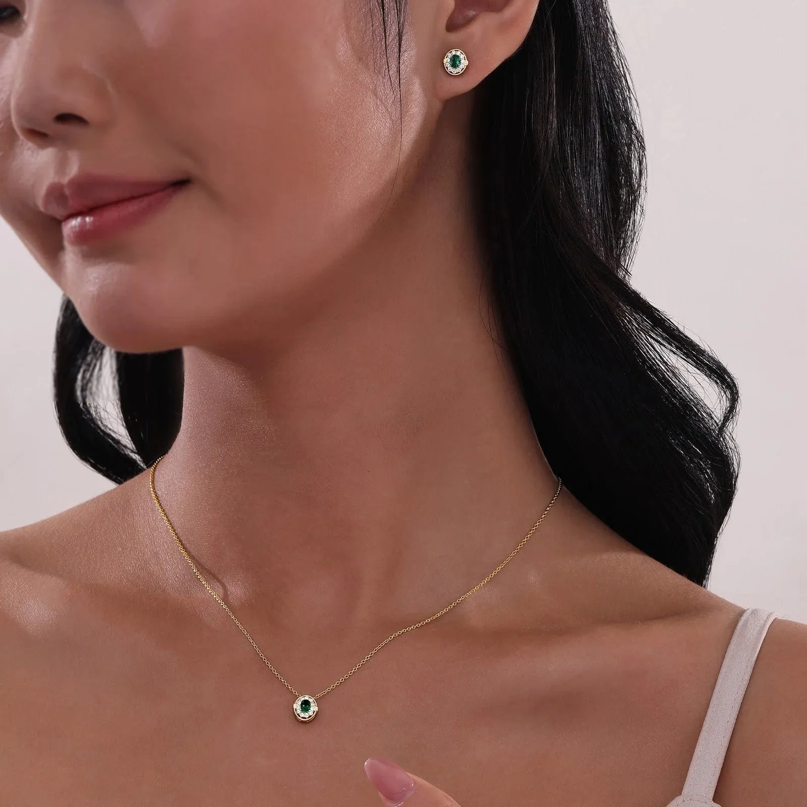 Lafonn Simulated Diamond & Emerald Halo Necklace N0320CEG20