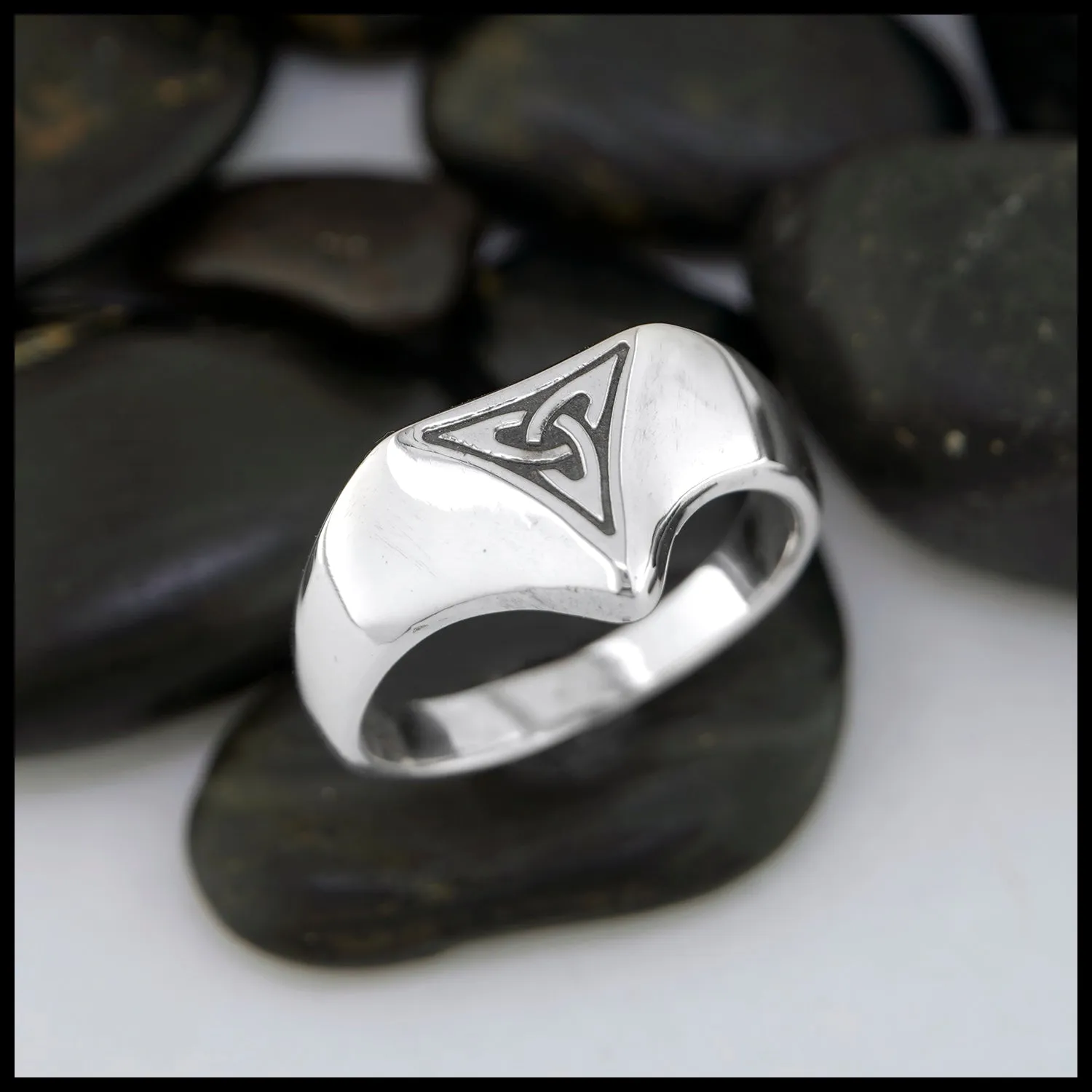 Large Trinity Knot Ring in Silver