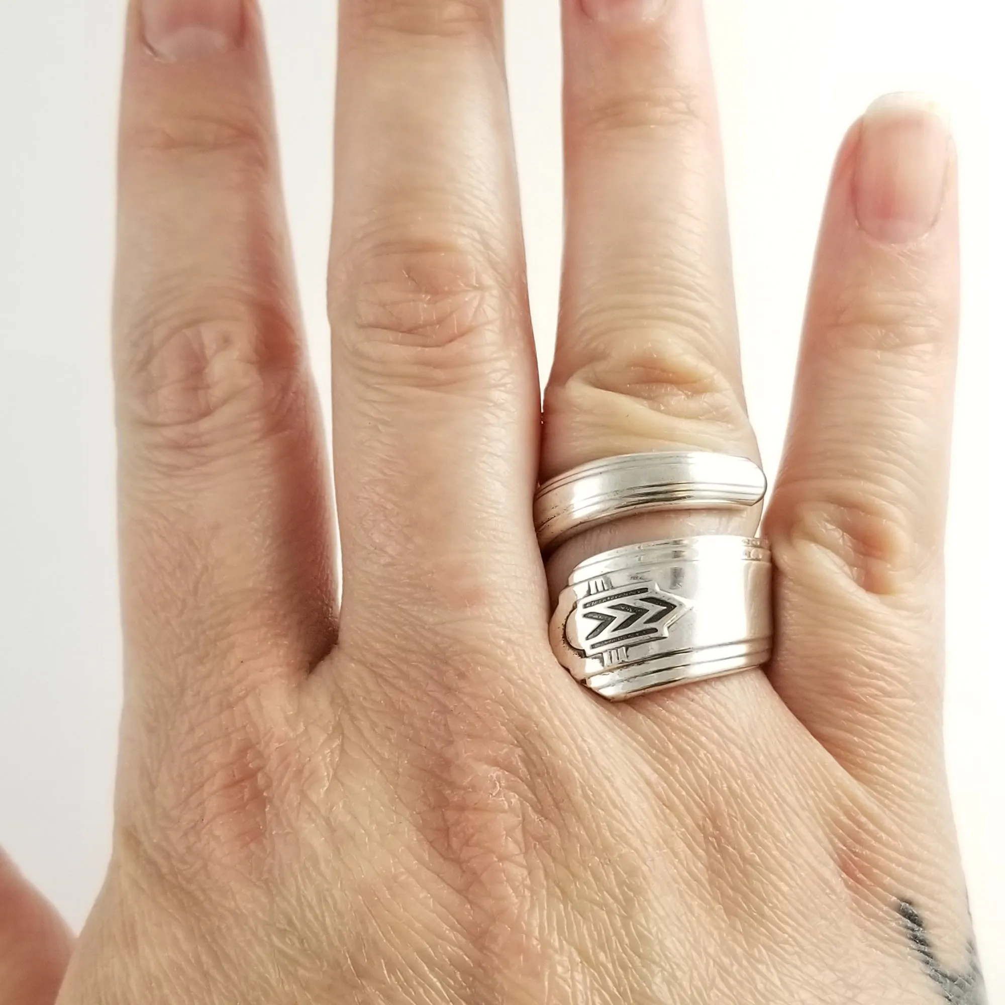 Oneida Chevron Wrap Around Spoon Ring