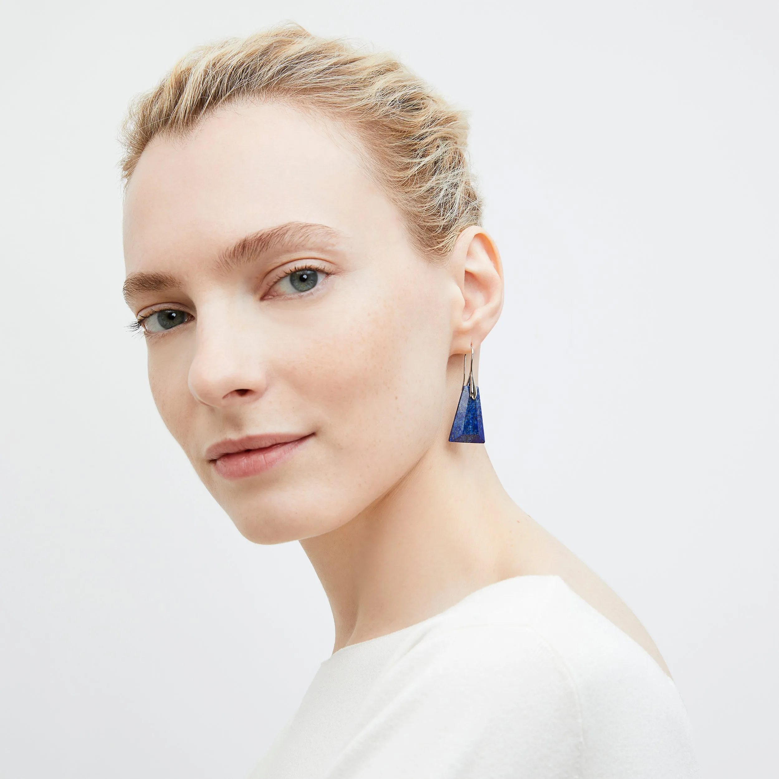 Shinique Earrings :: Lapis