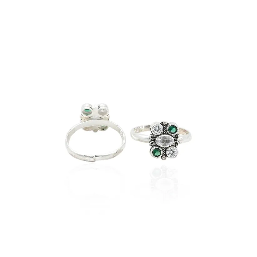 Silver Grace of Green Stone Toe Rings