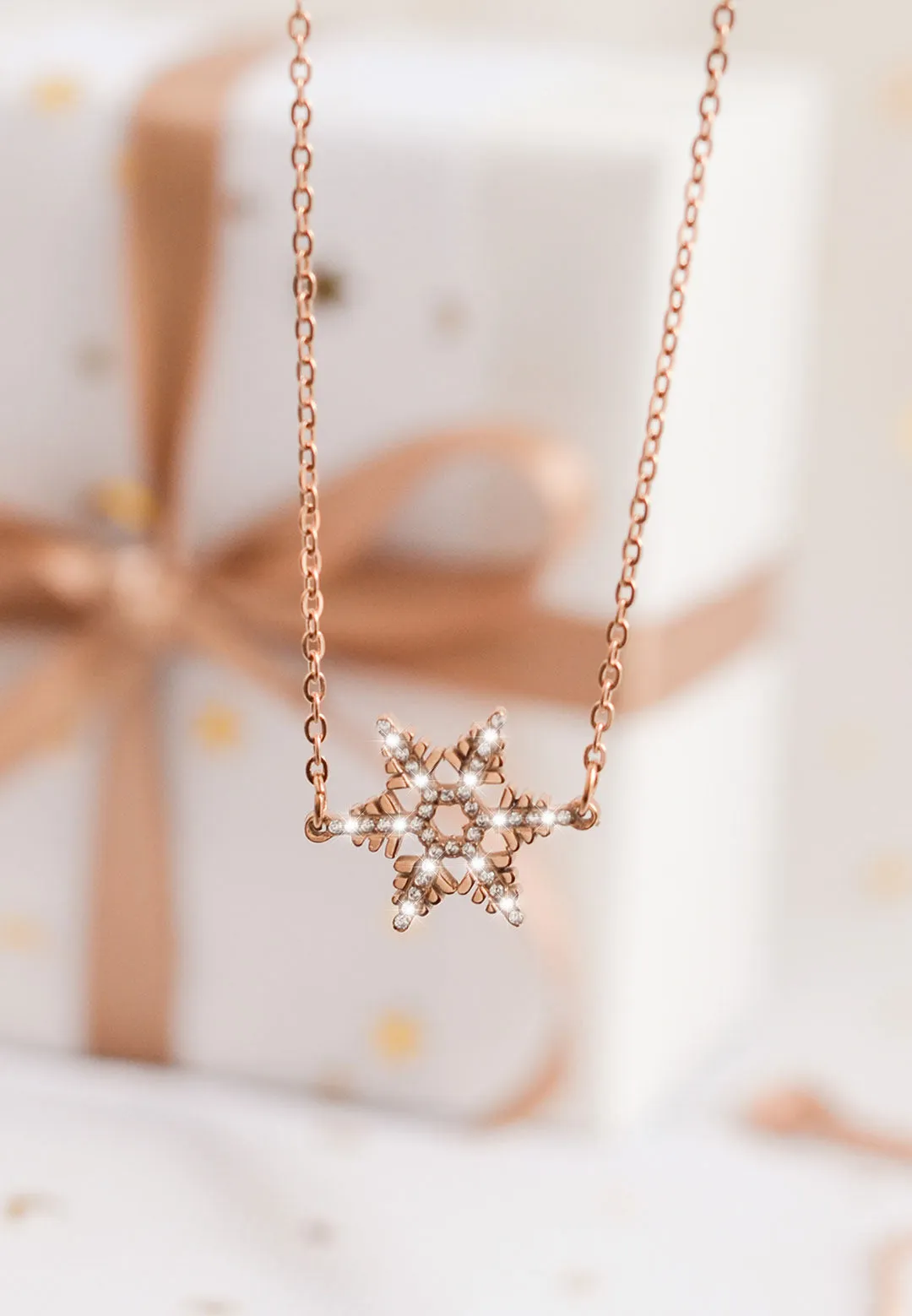 Stellar Snow Crystal in Rose Gold Chain Necklace [Limited Edition]