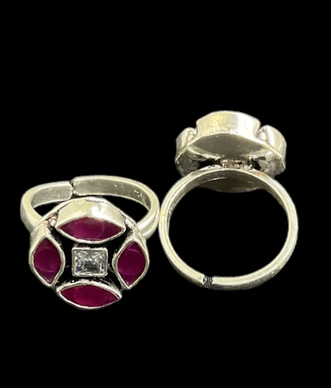 The Purav Silver Gemstone Toe-Rings