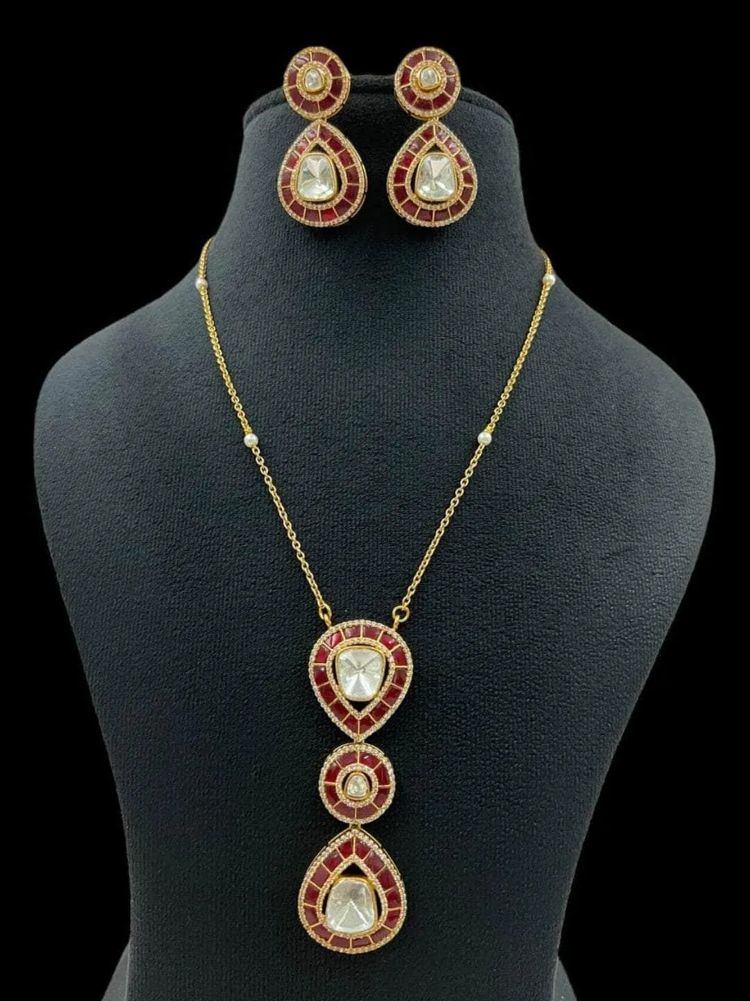 Uncut Polki Pendant Neckace Set