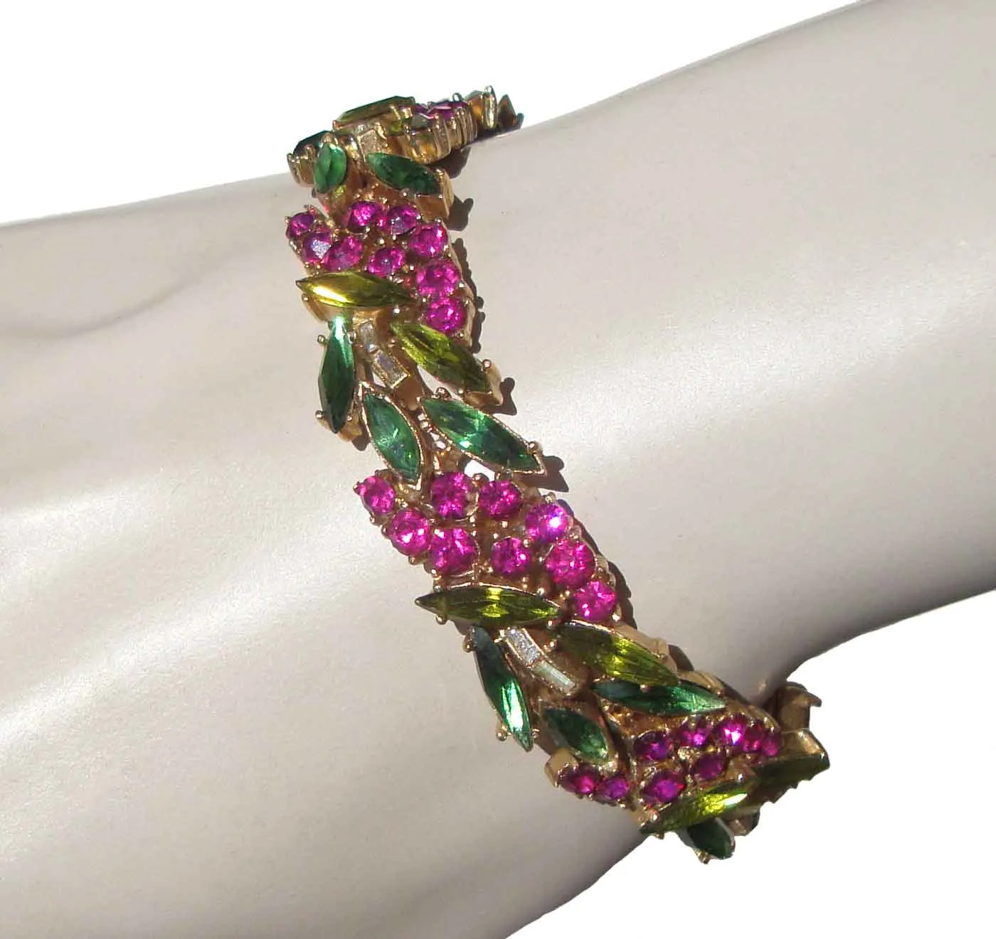 Vintage Trifari Esplanade Alfred Philippe Pink & Green Rhinestone Demi Parure