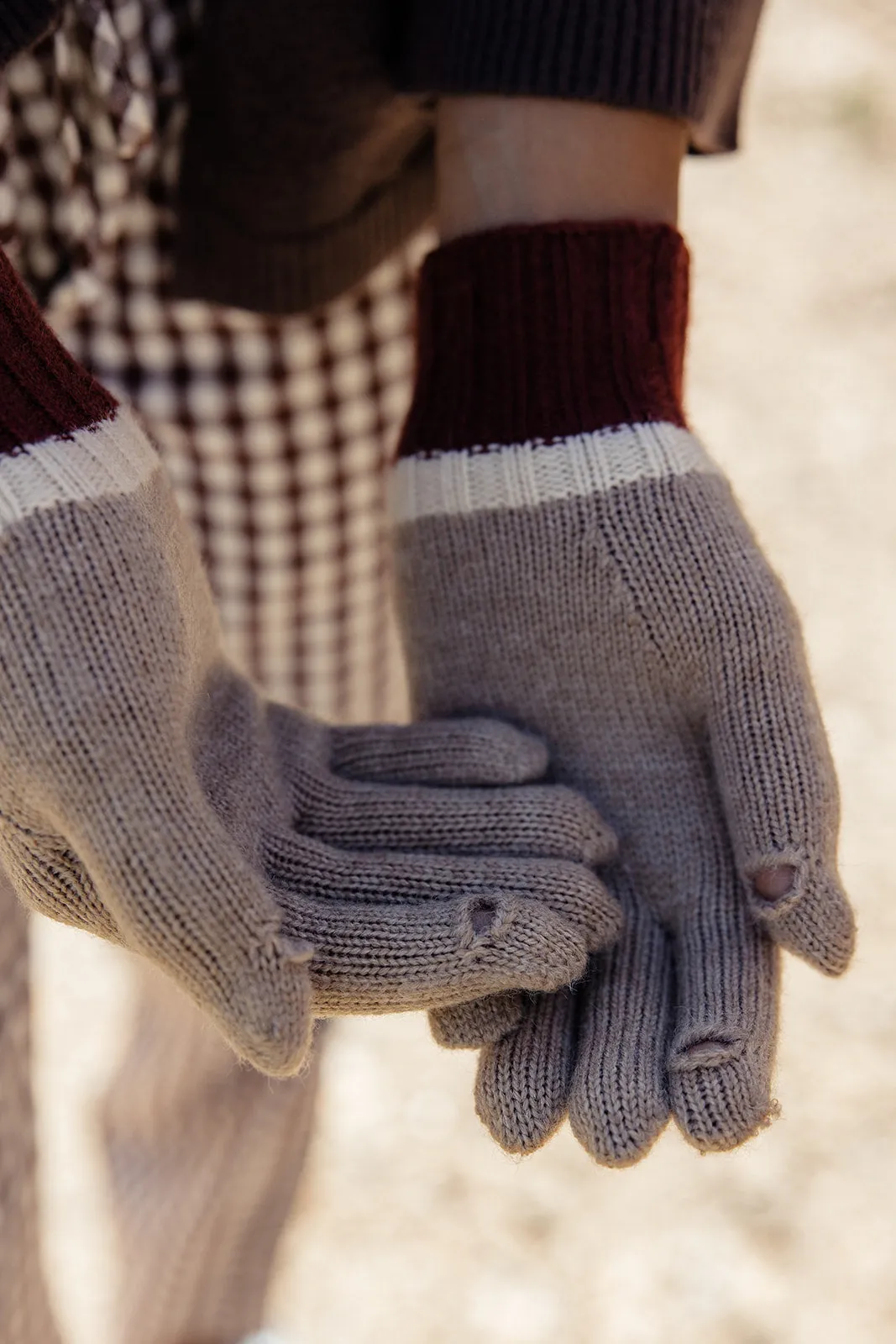 Warm Wishes Gloves